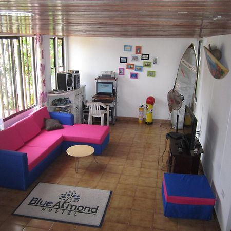 Blue Almond Hostel - San Andres Экстерьер фото