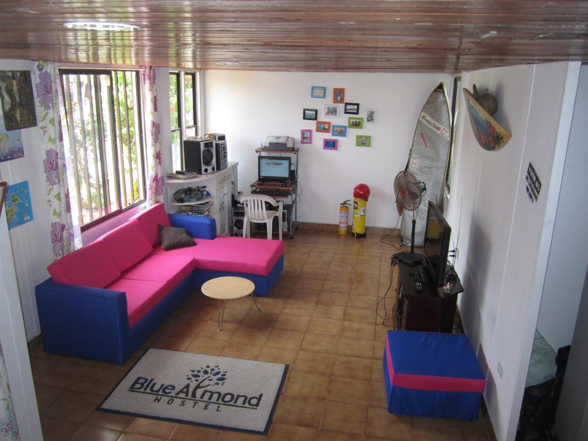 Blue Almond Hostel - San Andres Экстерьер фото