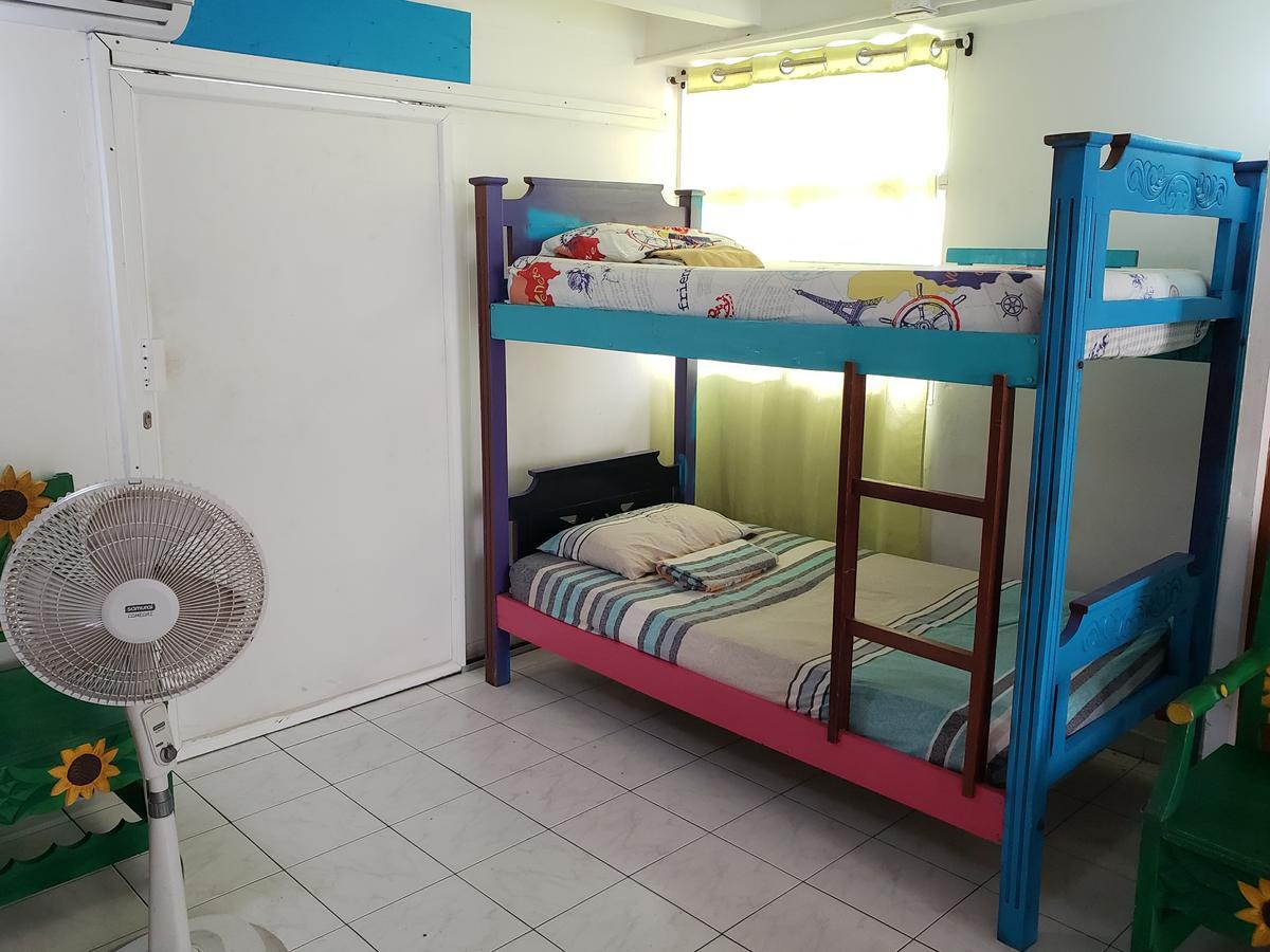 Blue Almond Hostel - San Andres Экстерьер фото